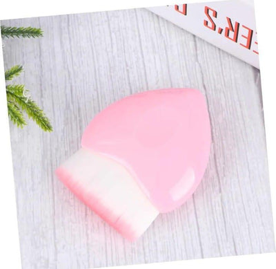 High coverage blush brush